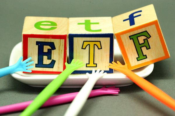 股票配资查询平台 国家队四季度共现身309只个股前十大流通股东